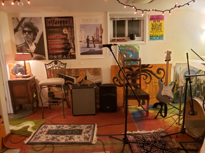 Guitar Bass Drums Piano Banjo Mandolin Ukulele Singing Lessons Omaha NE