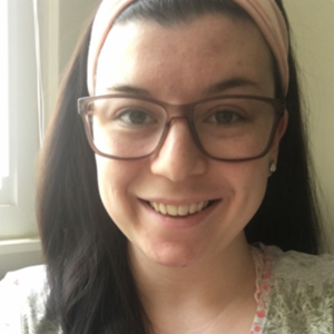 Dana - Voice, Guitar, Ukulele & Piano Instructor