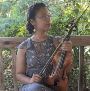 Kiona - Violin Instructor